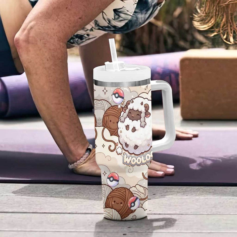 Wooloo Poké Kawaii Art Tumbler With Handle Cute Wooloo & Yarn Ball Pattern - Cozy Vibes TS04 Wooloo Poké Kawaii Art Tumbler With Handle Cute Wooloo & Yarn Ball Pattern - Cozy Vibes TS04